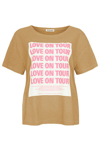 T-Shirt LOVE ON TOUR in hazelnut